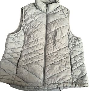ZeroXposur Women's Light Sage Quilted Vest
